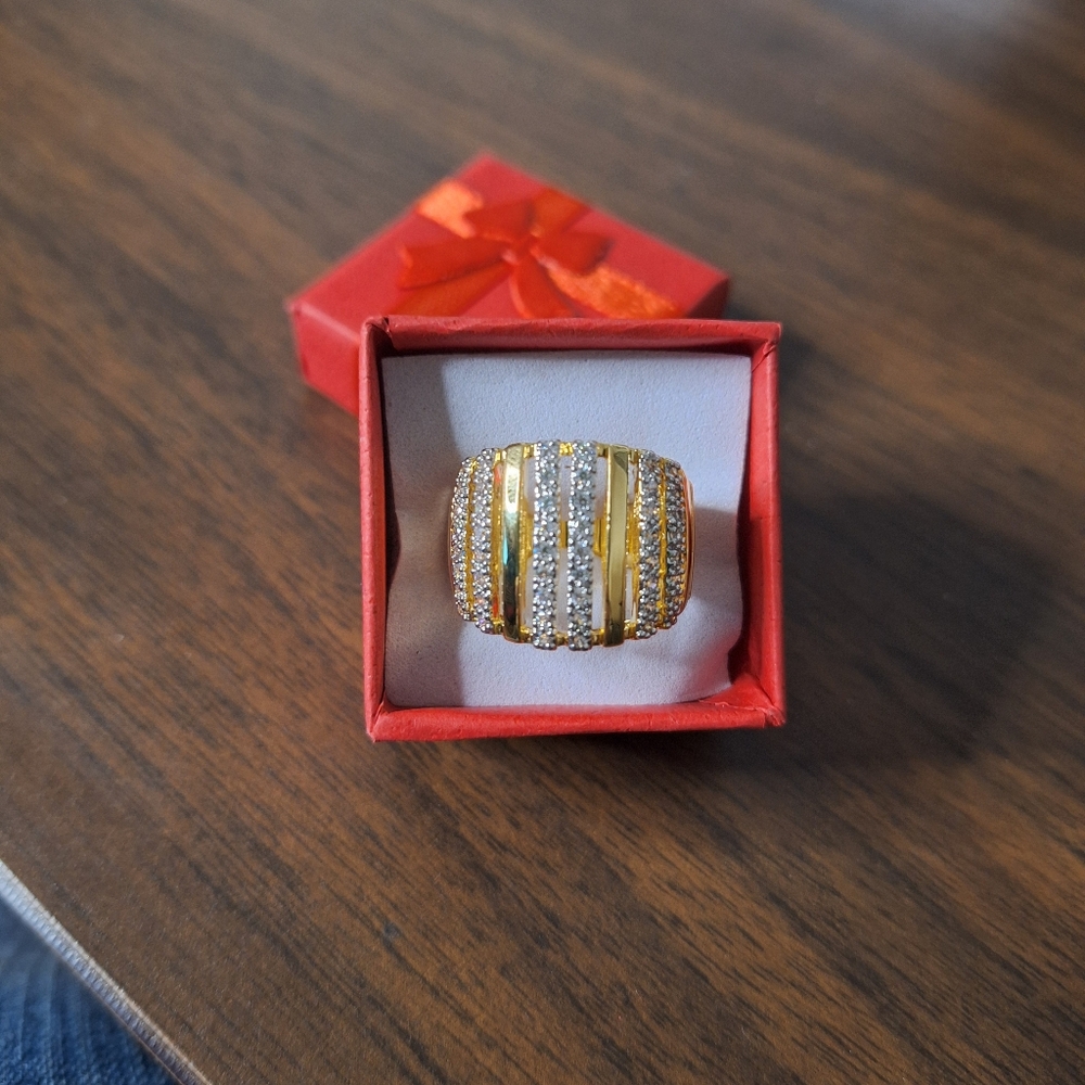 Swarovski Gold and Clear Crystal Wide Statement Ring - Picture 4 of 9